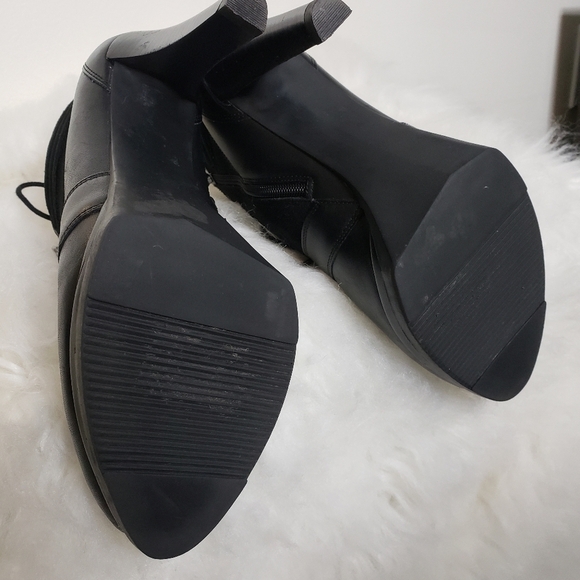 French Connection Sarina Lace Up Bootie Leather Ankle Padded Boots Mobwife Gloss - Picture 7 of 16